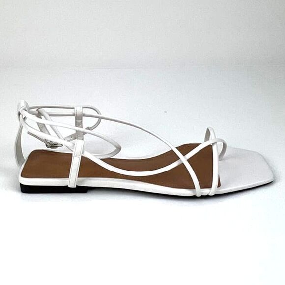 NewâWho What Wear Women USâ7 Shoes White Straps FlatâGladiatorâSandalsâ - Picture 2 of 11